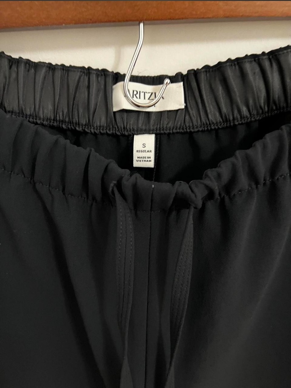 Aritzia WILFRED The Lodge Pant - Crepette | Black | Size Small - Picture 3 of 7